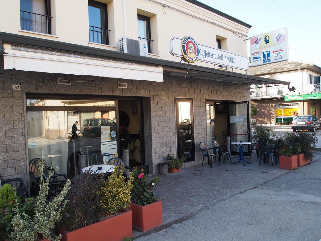Caffetteria Dell'Angolo Hotel Borghetto Secondo Exterior foto
